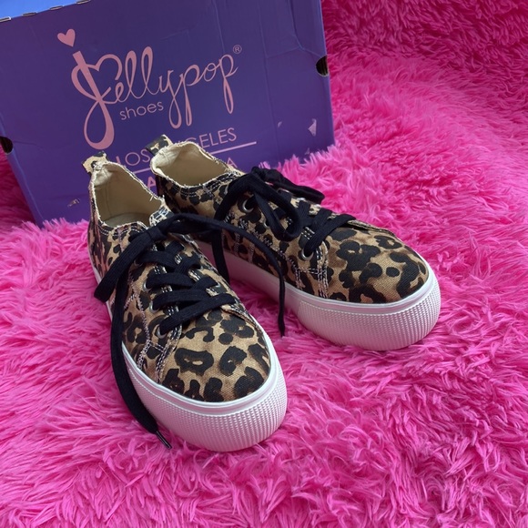 Jellypop Los Angeles Newstar platform sneakers with leopard spots size 9 NWT - Picture 2 of 9